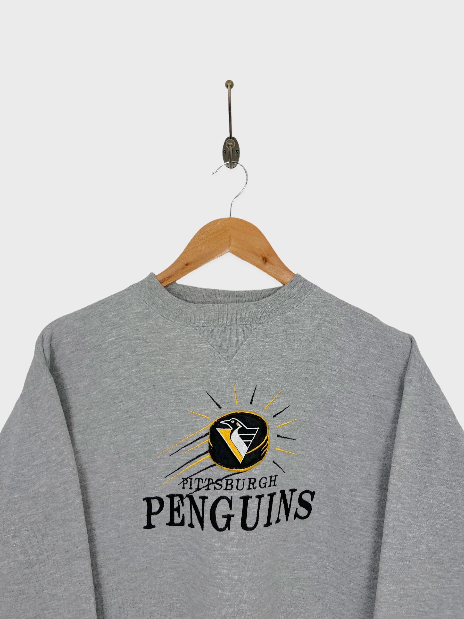 90's Pittsburgh Penguins NHL Embroidered Vintage Sweatshirt Size 8