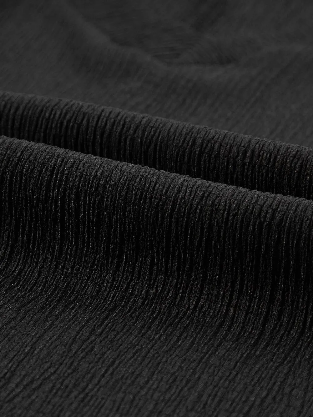 Black Crinkled V Neck Wide Sleeve Tee-Shirt with Breathable Fabric
