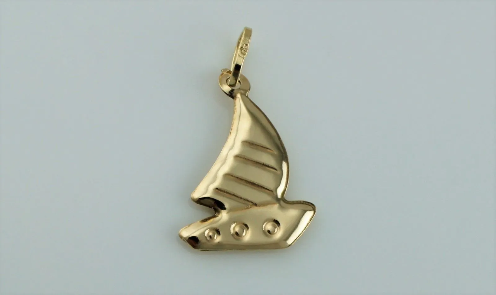 New 9ct Yellow Gold Boat - Yacht Charm / Pendant