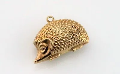 Vintage 9ct Yellow Gold Hedgehog Charm / Pendant