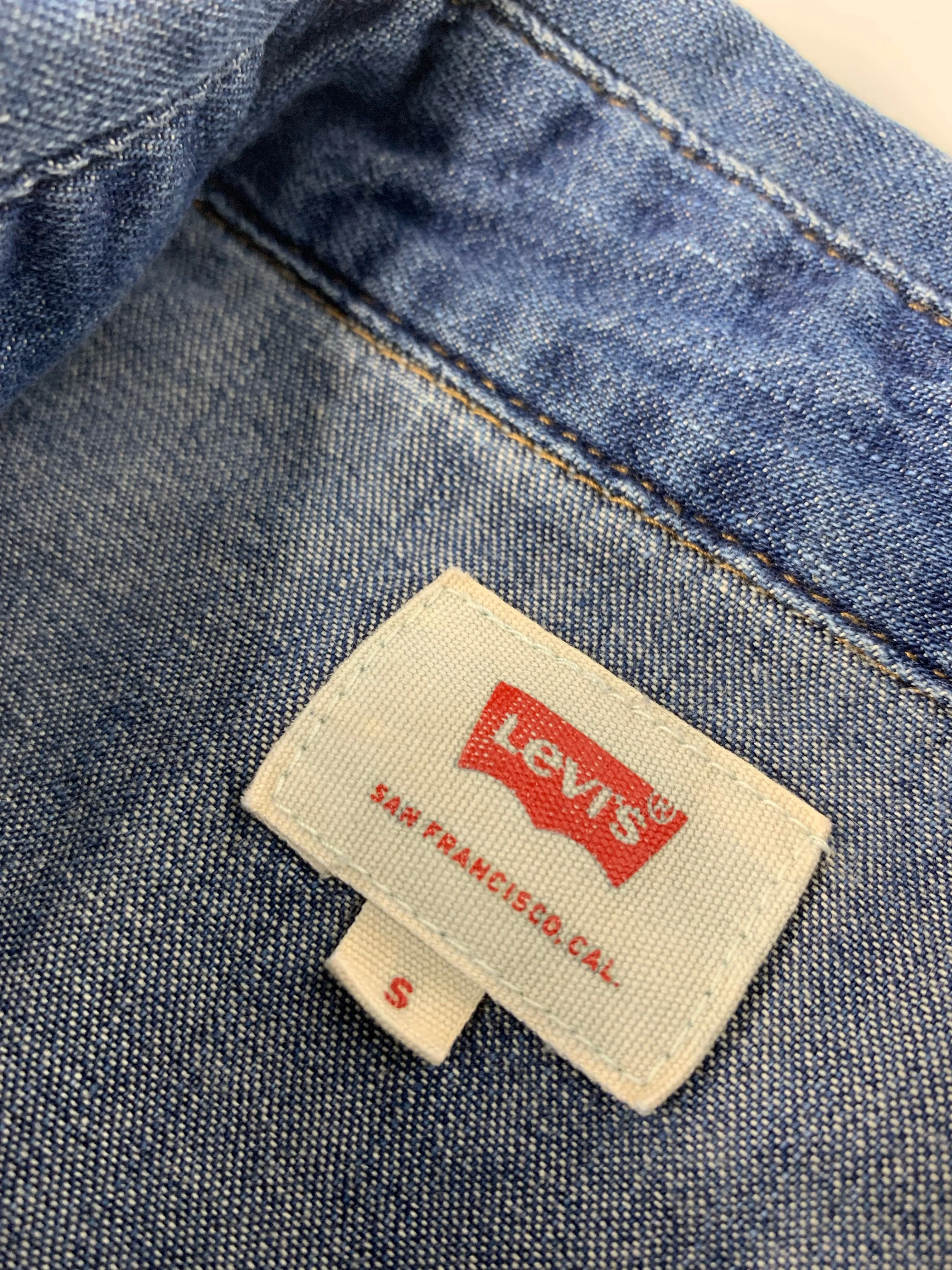 Vintage Levis Denim Pearl Snap Shirt