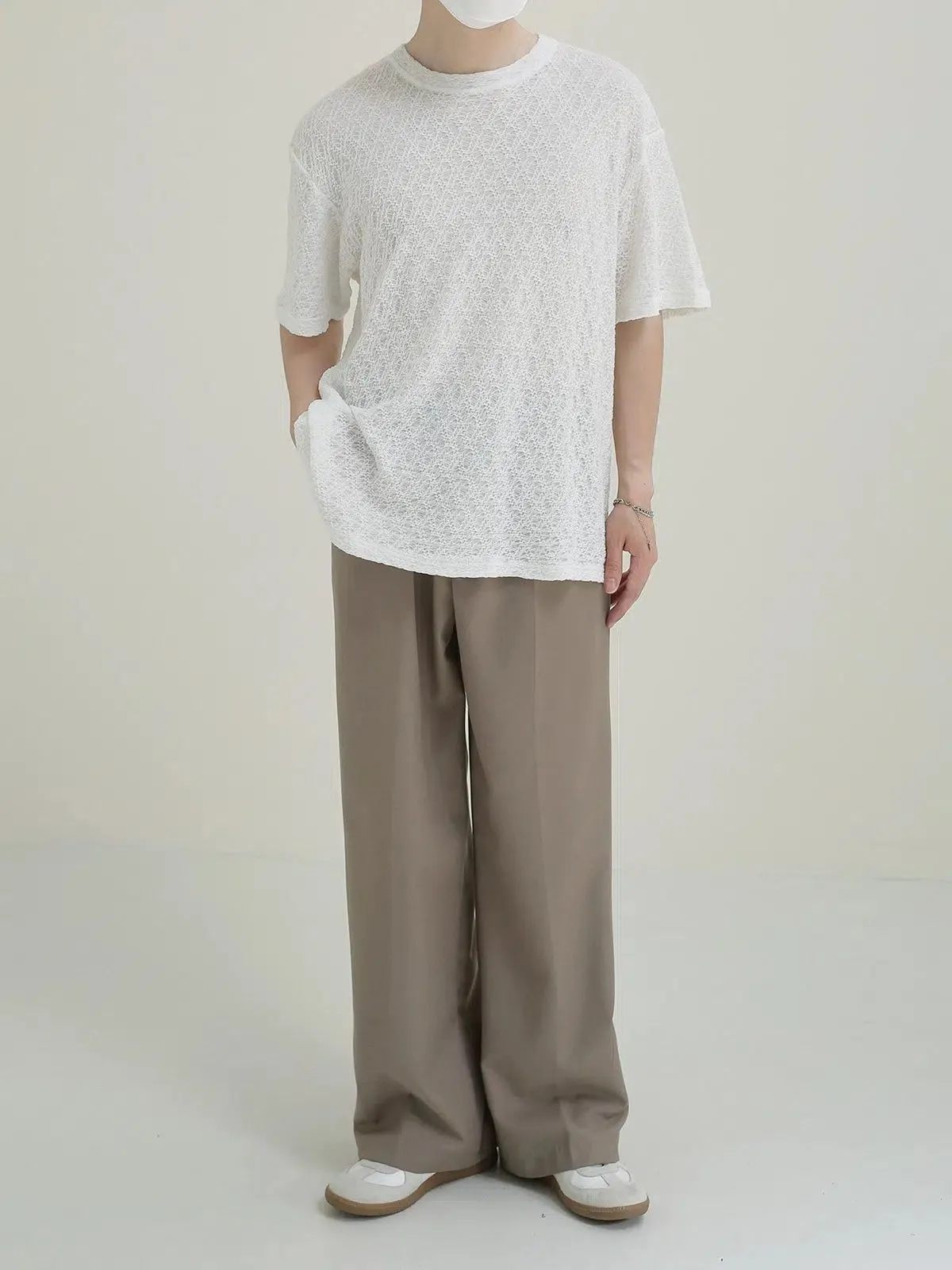 Zhou Textured Solid Color T-Shirt